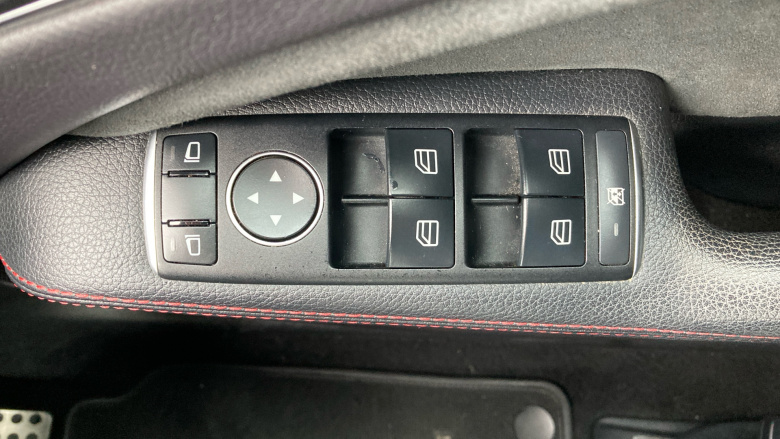 Mercedes-Benz GLA 200d AMG Line 5dr Diesel Hatchback